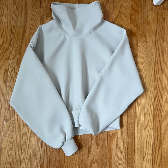 Lululemon pullover - Picture 3 of 3